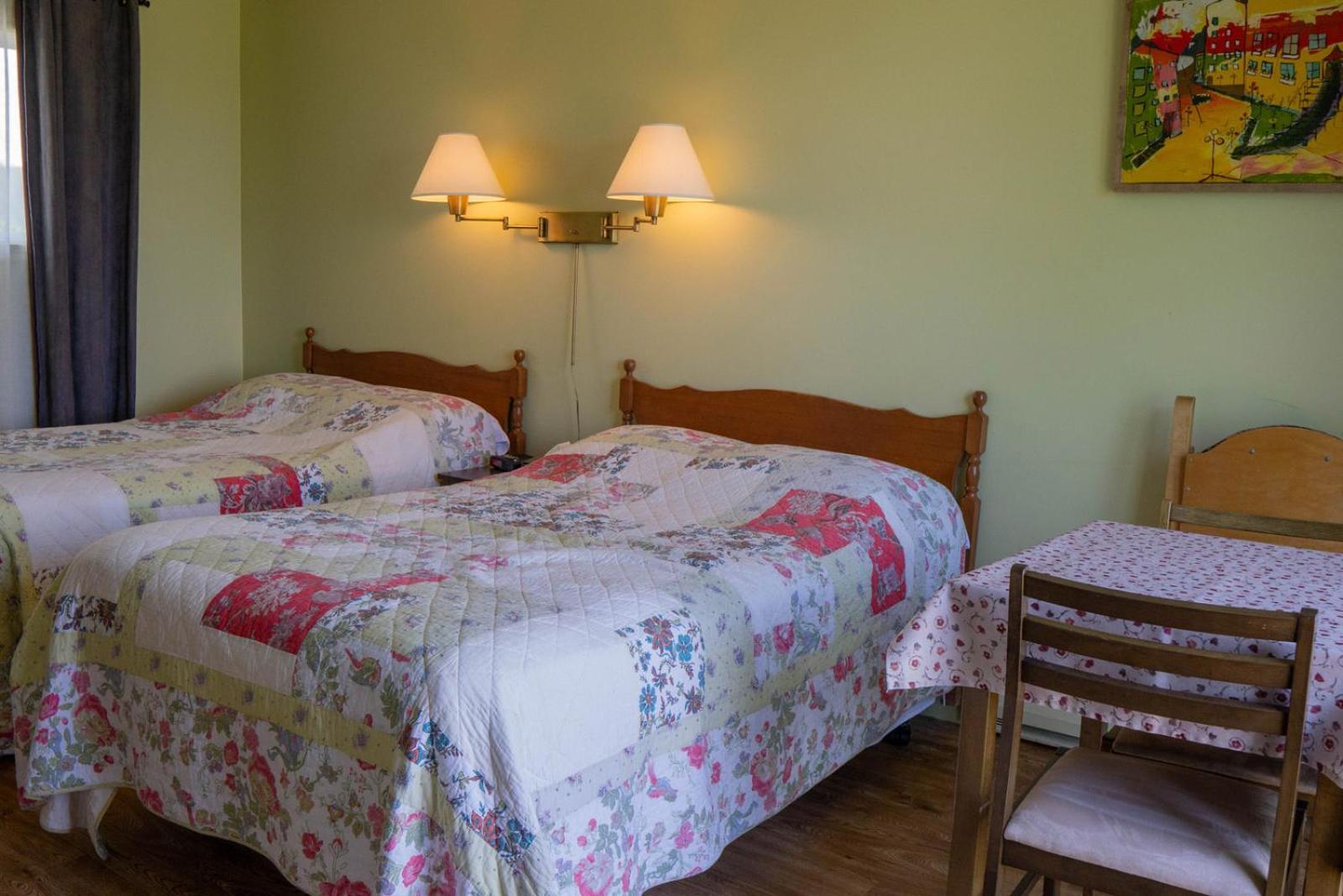 Motel Cap Blanc Камураска Экстерьер фото